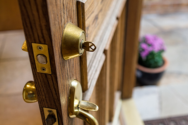 Door Locks: Pick the Right Protection for Your Home