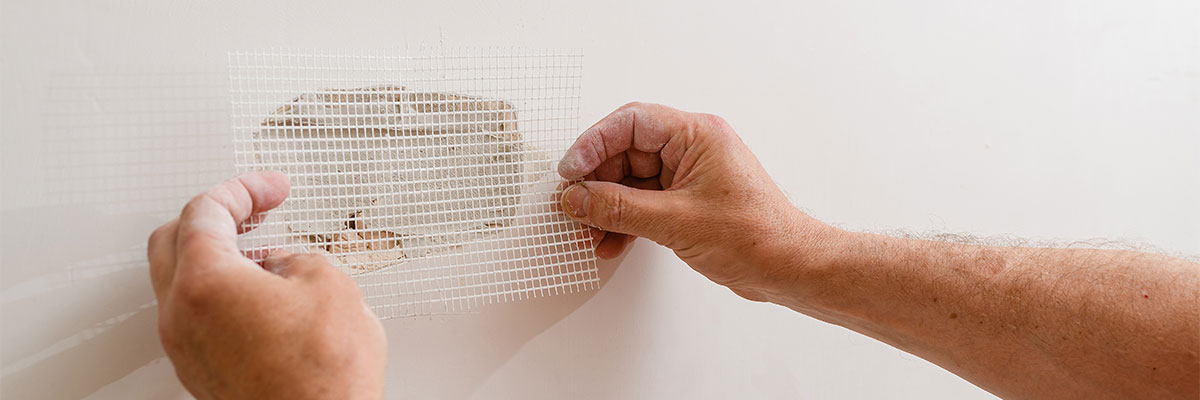 Simple Drywall Repair for Homeowners<